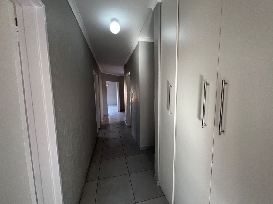 3 Bedroom Property for Sale in Universitas Ridge Free State